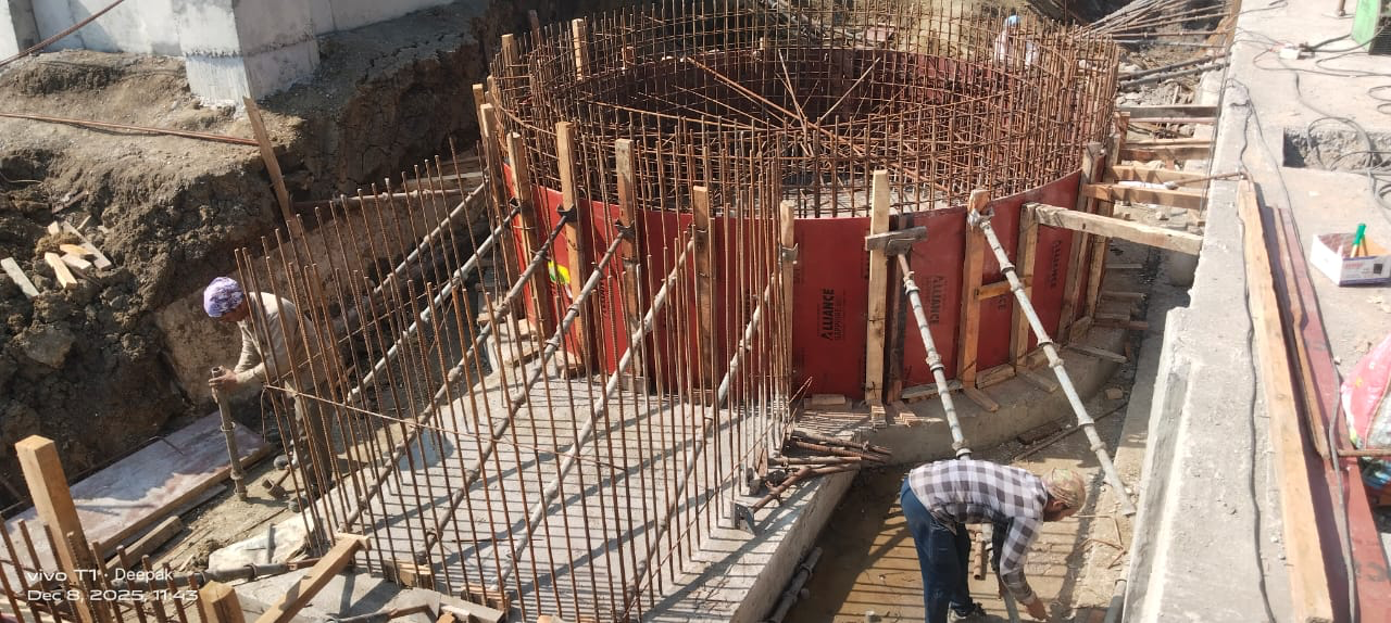 Induction furnace foundation