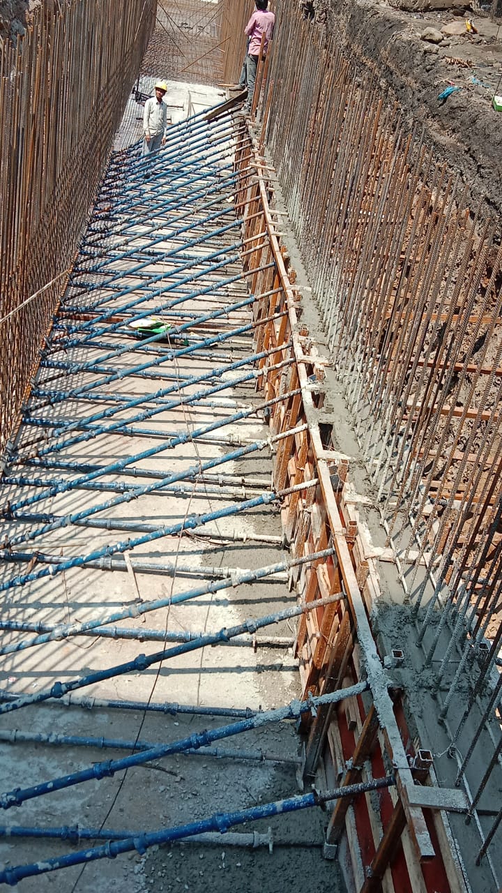 Raft foundation reinforcement